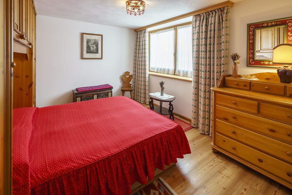 Villa Tullia - Stayincortina Cortina d'Ampezzo Luaran gambar